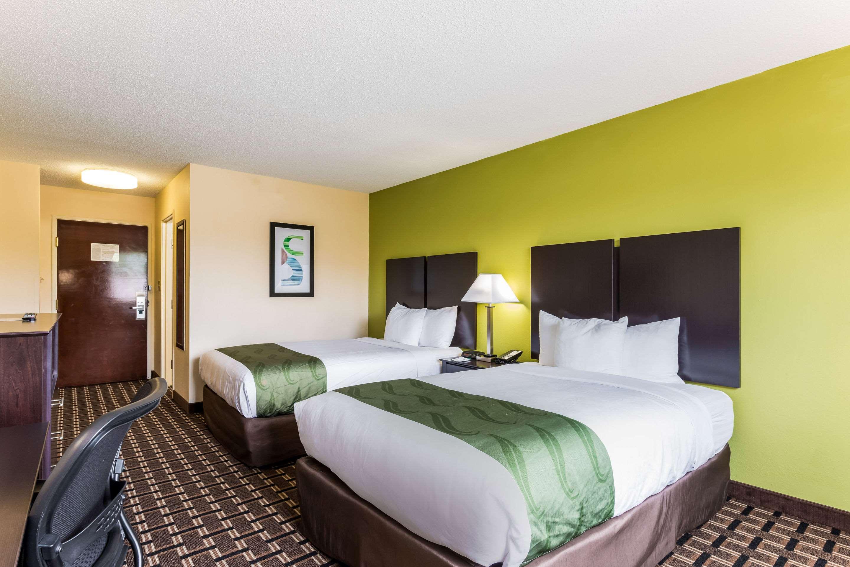 Quality Inn Huntersville Near Lake Norman Exteriér fotografie