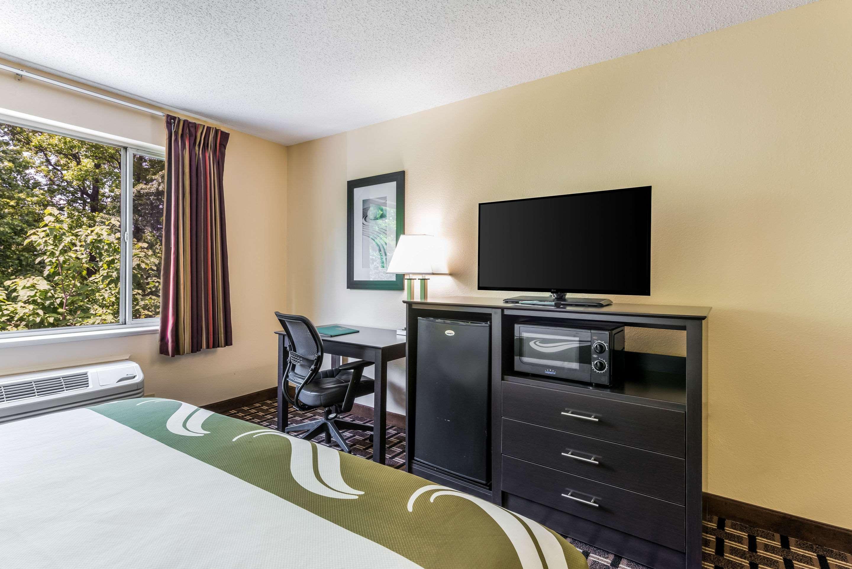 Quality Inn Huntersville Near Lake Norman Exteriér fotografie
