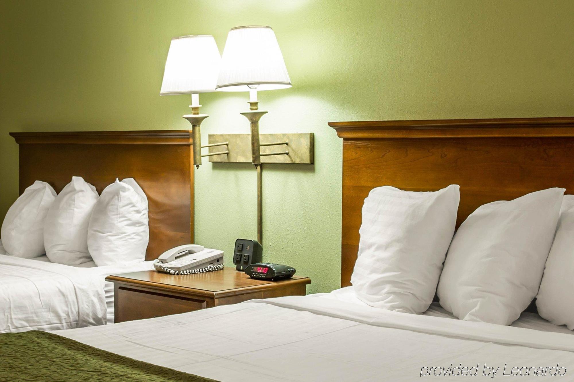 Quality Inn Huntersville Near Lake Norman Exteriér fotografie