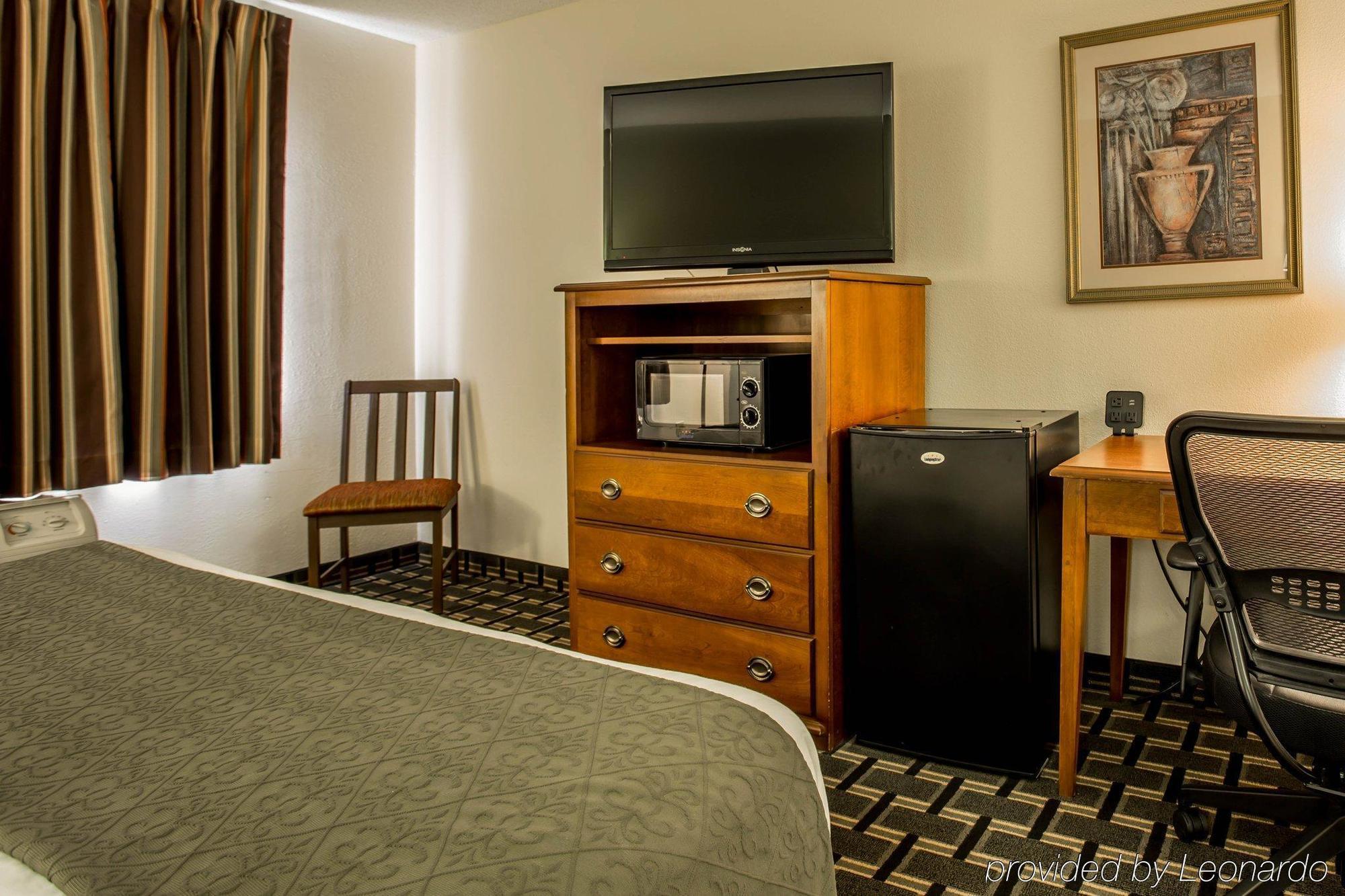 Quality Inn Huntersville Near Lake Norman Exteriér fotografie