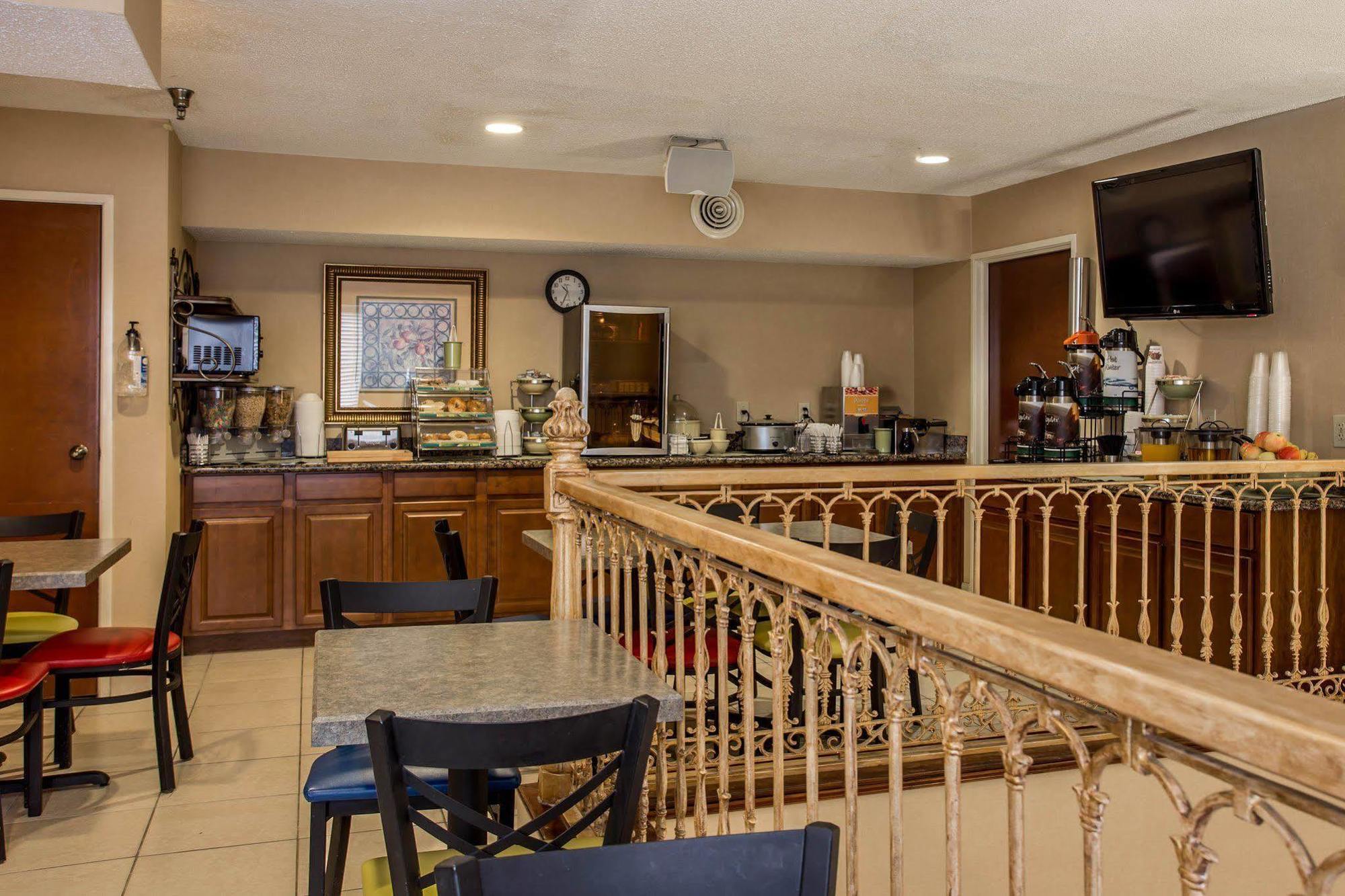 Quality Inn Huntersville Near Lake Norman Exteriér fotografie