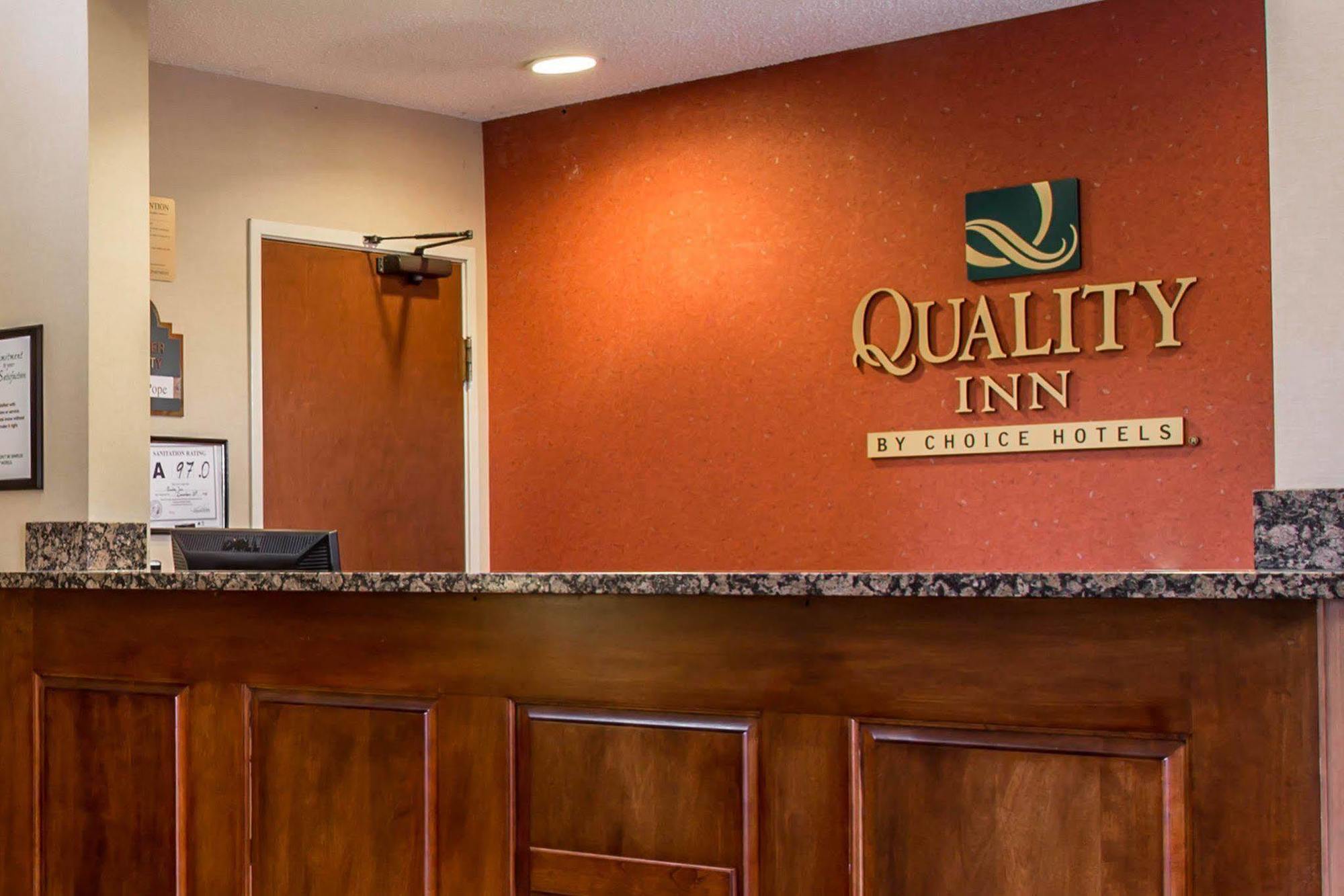 Quality Inn Huntersville Near Lake Norman Exteriér fotografie
